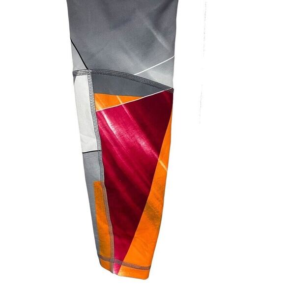 Spyder 989 Multi Color Shield Print Fate Pant NWT Womens Skinny Yoga sz XXS - Picture 11 of 16